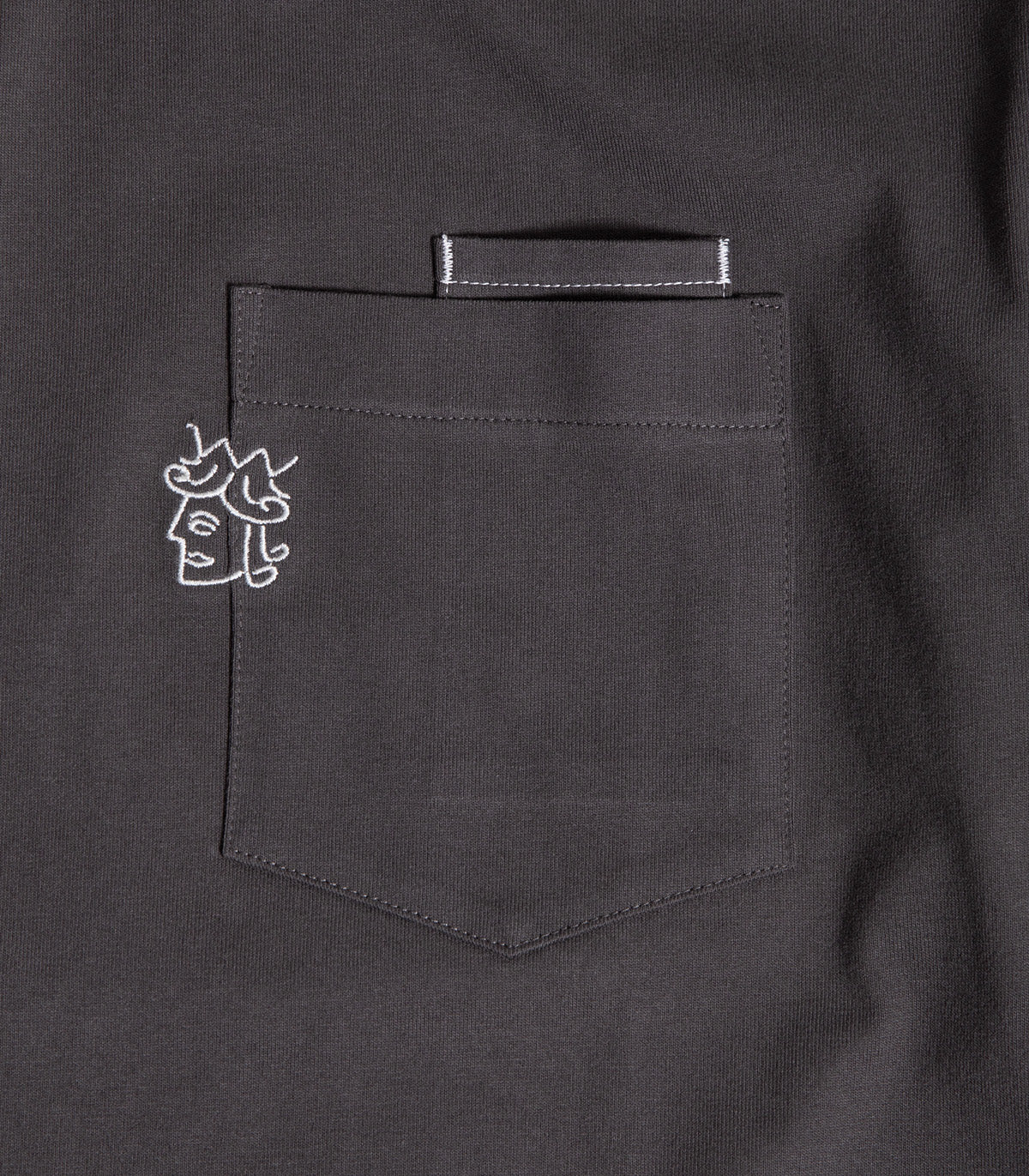 Victoria Double Pocket Logo T-Shirt - Image 2